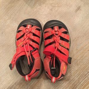 Kids Keen shoes